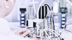 Bioreactor with additional sensors 