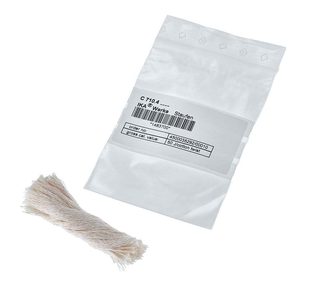 C 710.4 Cotton thread, cut to length